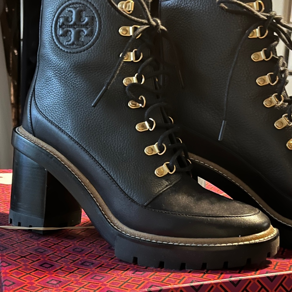 Tory Burch Miller Leather Sole Bootie Boots 9.5 Black ankle